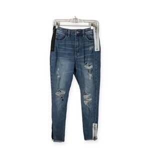 KanCan Women's Boyfriend Jeans Size 25/3 Distressed Ankle / Hip Zippers Raw Hem